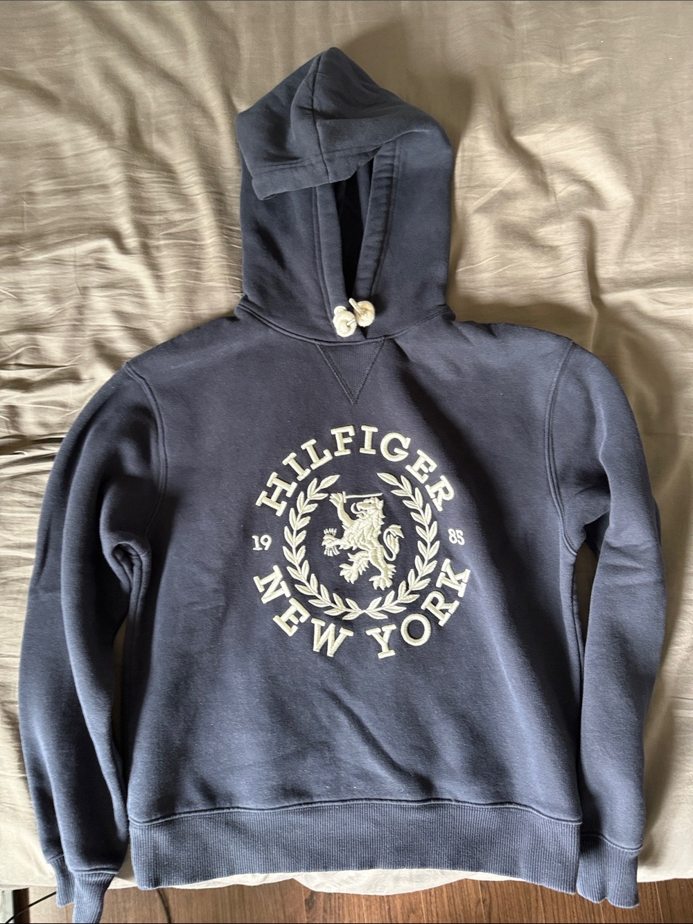 Tommy Hilfiger Navy Logo Pullover Hoodie
